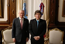José Antonio Kast junto con Javier Milei tras su elección como presidente. Por Argentina.gob.ar, CC BY 4.0